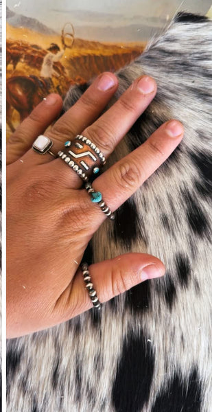 Genuine Stretch Silver Pearl Ring